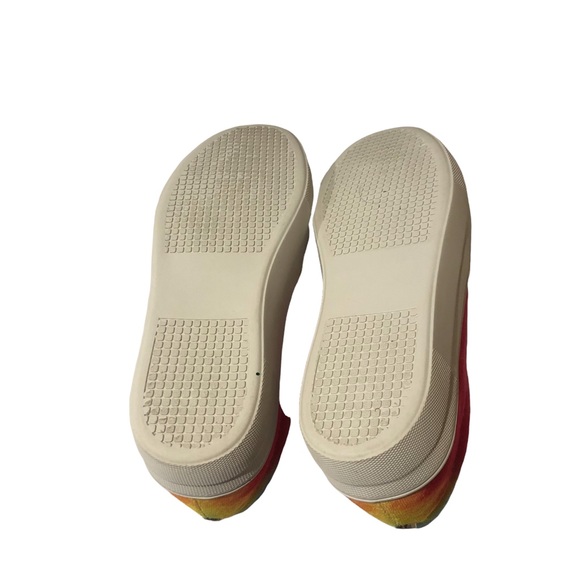 NWOT Steve Madden Tie Dye Sneakers - Picture 8 of 10